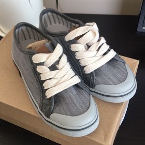New UGG kids sneakers
